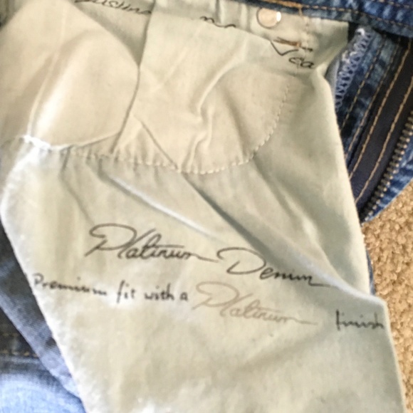 Chico’s Platinum size 00 Regular boot cut medium wash jeans - Picture 4 of 5